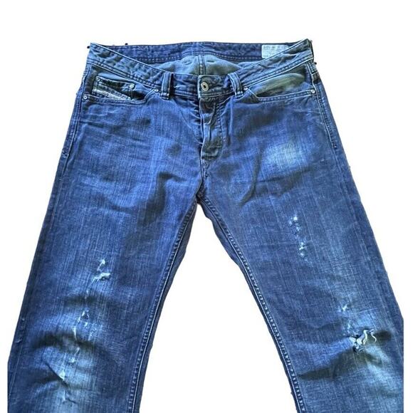 Diesel Viker Jeans Mens 34x34 Mid Wash Distressed Denim Button Fly Denim Italy - Picture 1 of 14